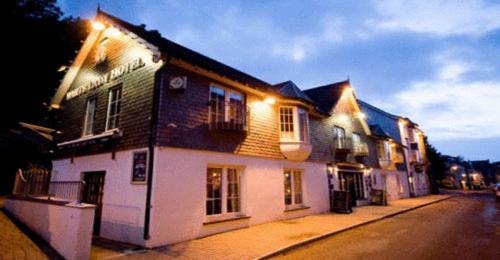 קינסייל The White Lady Hotel מראה חיצוני תמונה